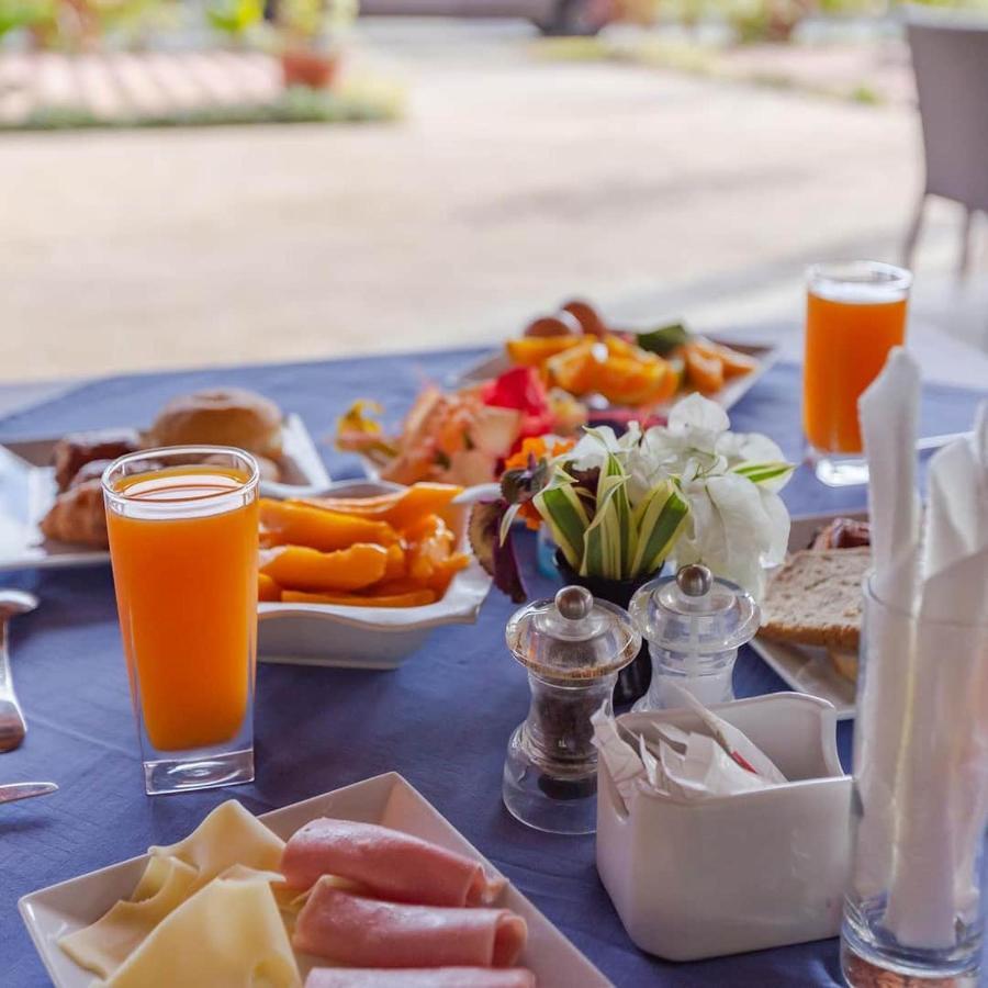 Hotel Oasis De Kiamu Lifou Luaran gambar
