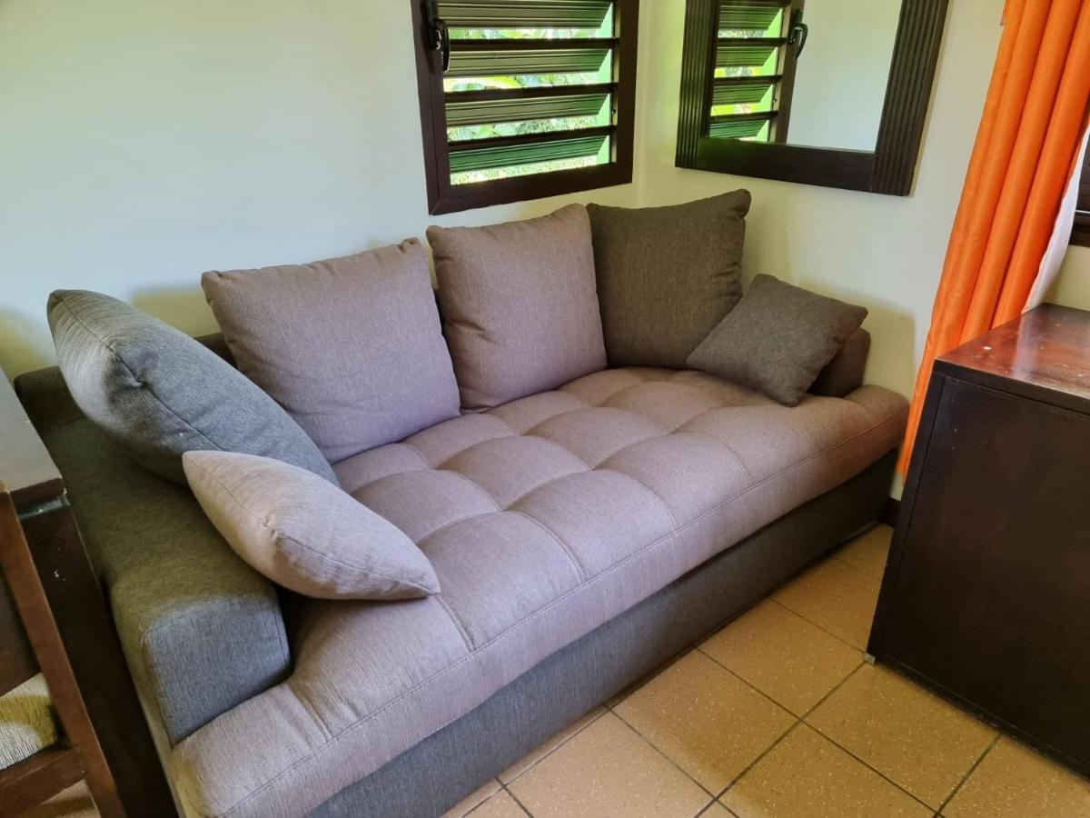 Hotel Oasis De Kiamu Lifou Luaran gambar