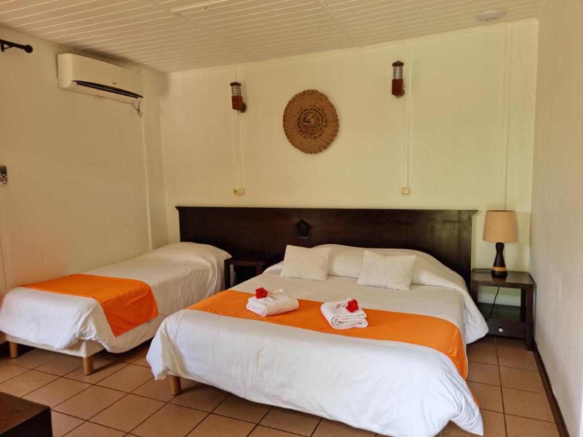 Hotel Oasis De Kiamu Lifou Luaran gambar